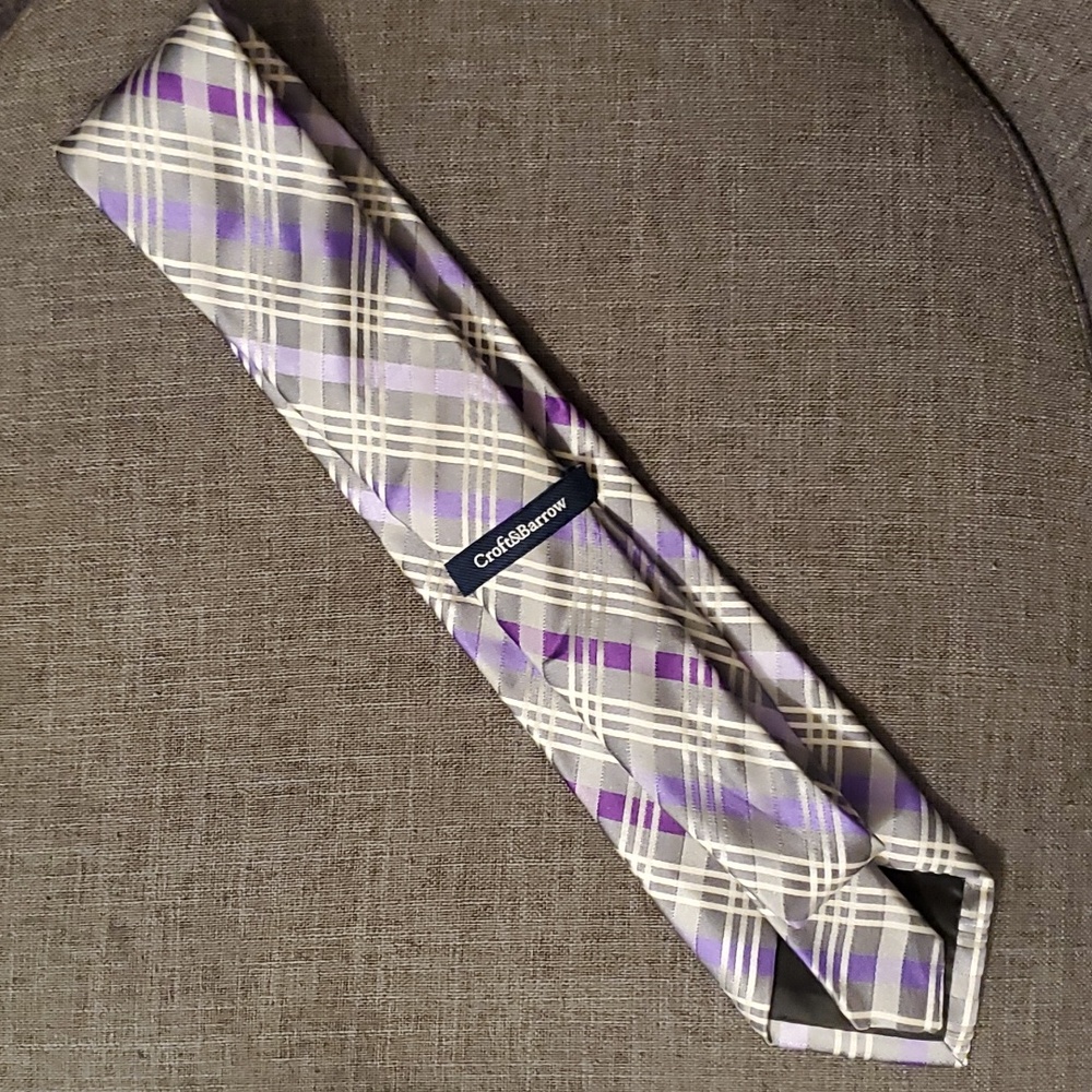 Croft & Barrow Gray/Purple/White Plaid Men's Silk Necktie - Picture 2 of 5